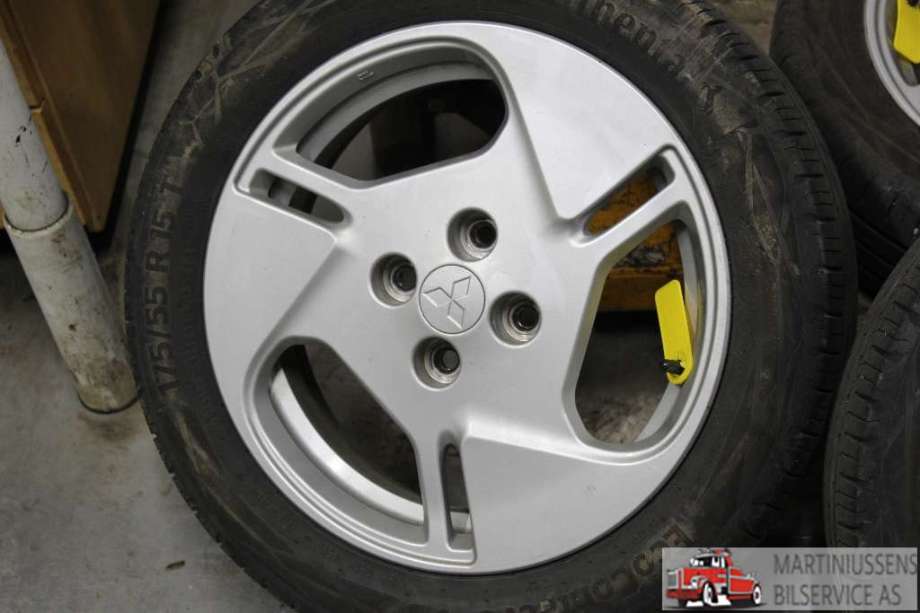 Felgsett aluminium til Mitsubishi i-MiEV 2010-->>  (MITSUBISHI|4X100||2STK 4X15 2STK 5X15)
