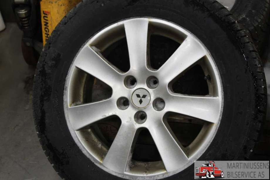 Felgsett aluminium til Mitsubishi Outlander 2007-2010 (Type II, Fase 1)  (MITSUBISHI|3;5X114||7X17 ET 38)