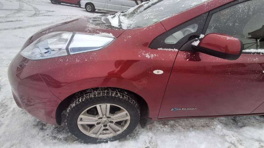 Skjerm venstre foran til Nissan Leaf, 2011-2017 (Type I)  (NISSAN|)