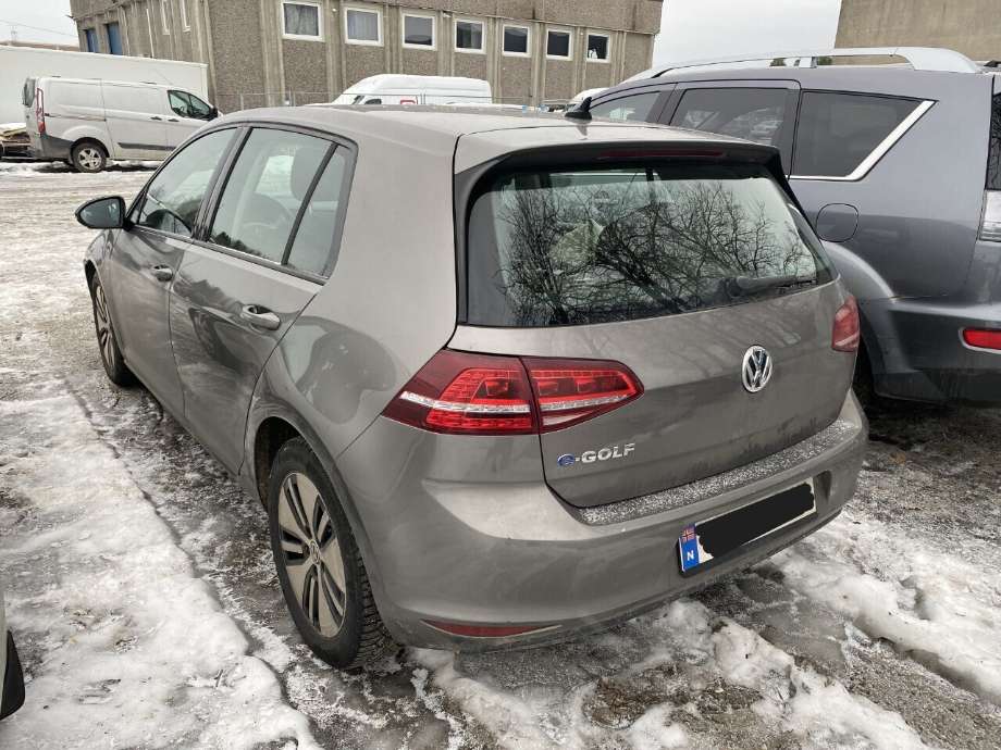 Støtfanger bak til VW e-Golf 2014-2017 (Fase 1)  (VOLKSWAGEN|)