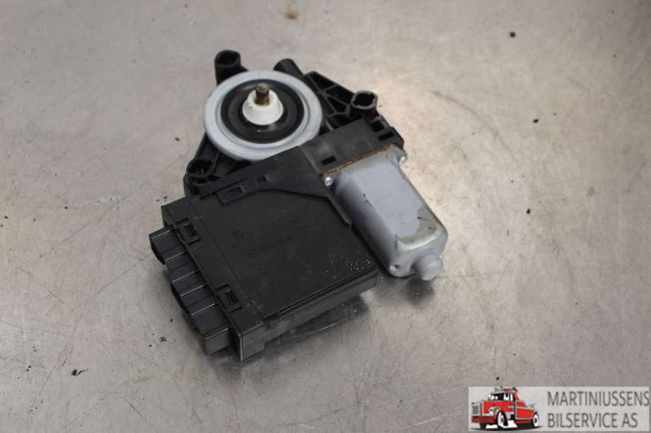 Ruteheis venstre til Volvo XC90 2015-2025 (Type II)  (VOLVO||927588-103)