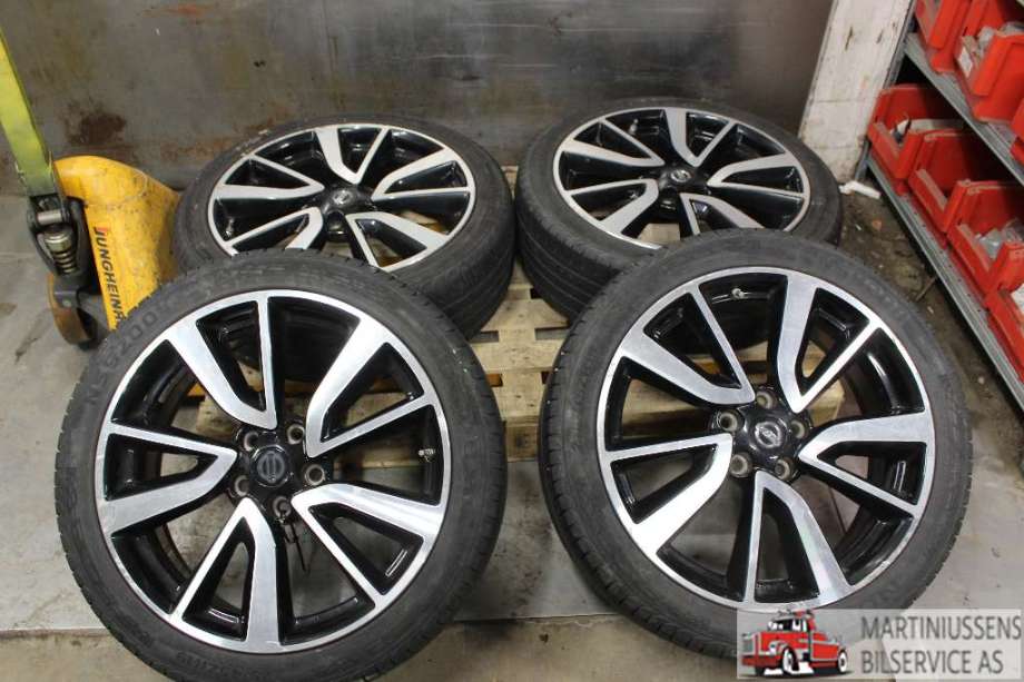 Hjulsett aluminium sommer til Nissan Qashqai 2014-2021 (Type II) (NISSAN|3 ET40;5X114|7X19 ET 40|225/45R19 2020)