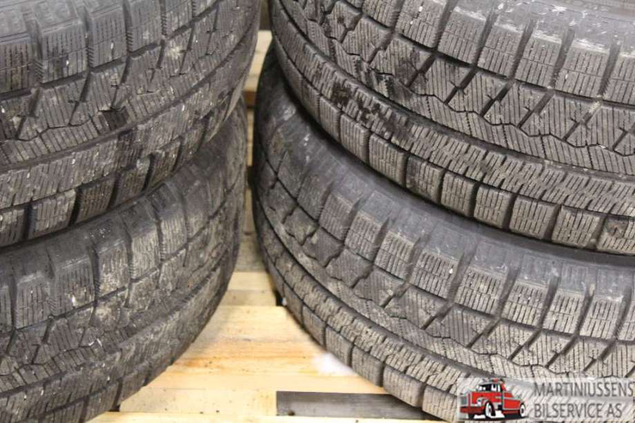 Dekk til Annet Dekk vinter piggfri 0-->> (ICE BLAZER ARCTIC|205/50R17 8MM|SAILUN)