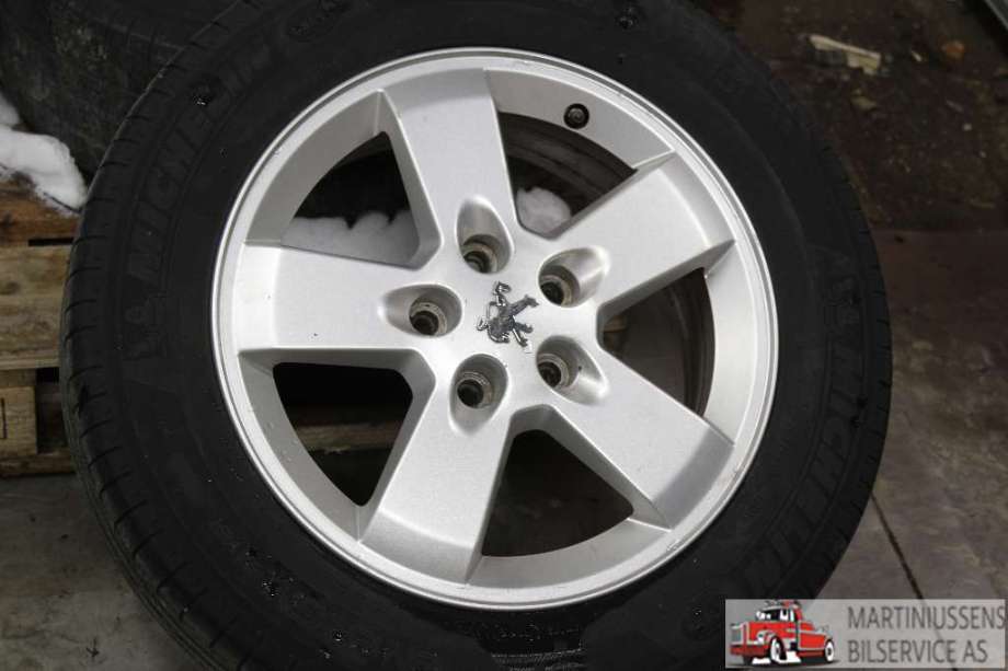 Felgsett aluminium til Peugeot 407 2004-2010  (PEUGEOT|5X108|5X16;6|)