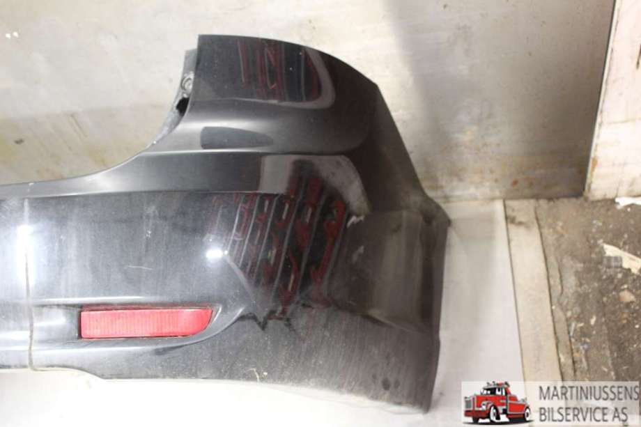 Støtfanger bak til Toyota Avensis 2009-2015 (Type III, Fase 1)  (TOYOTA|)