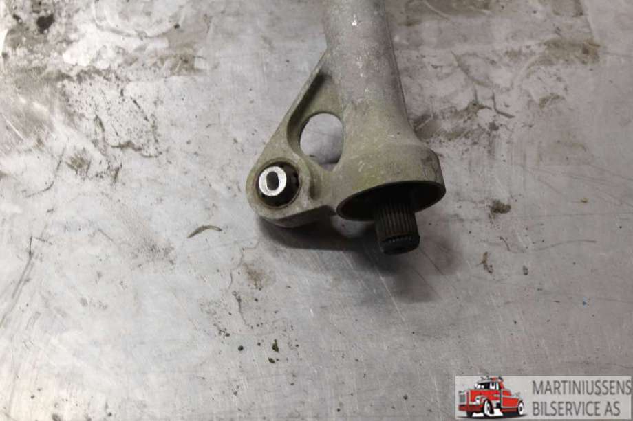 Kardang til Ford Ranger / Ranger Raptor 2015-2022  (FORD||JB3G-3B079-GG)