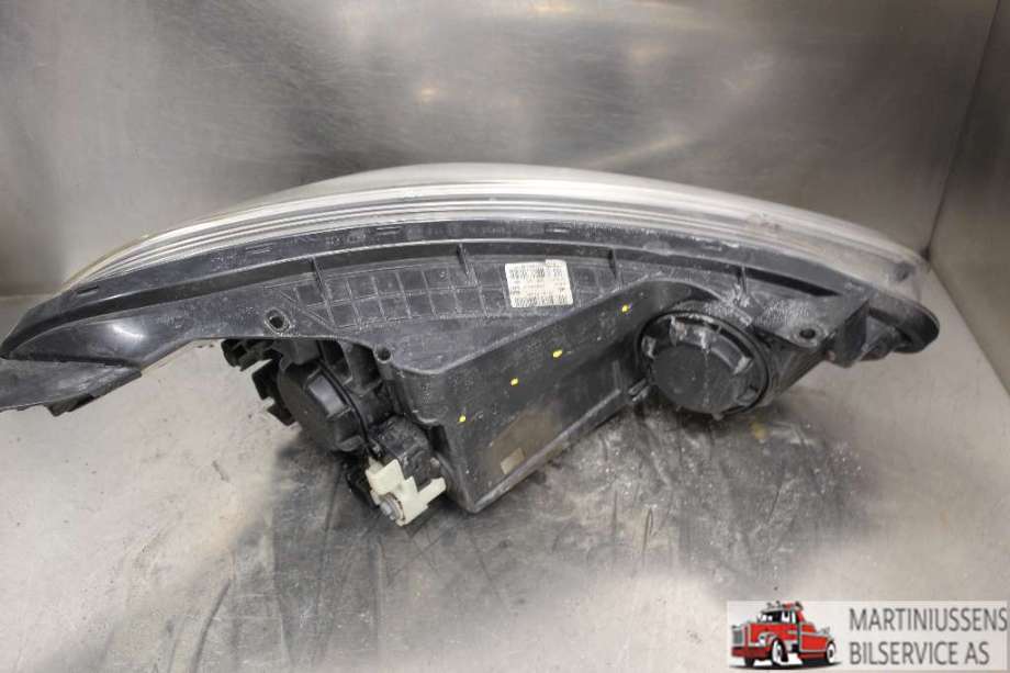 Frontlykt venstre halogen til Hyundai i10 2014-2018 (Type II)  (HYUNDAI||92101-B9000)