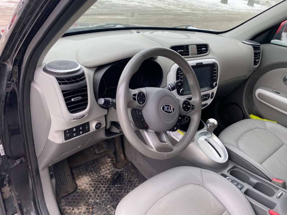 Sete foran venstre til Kia Soul, 2014-2019 (Type II)  (KIA|)