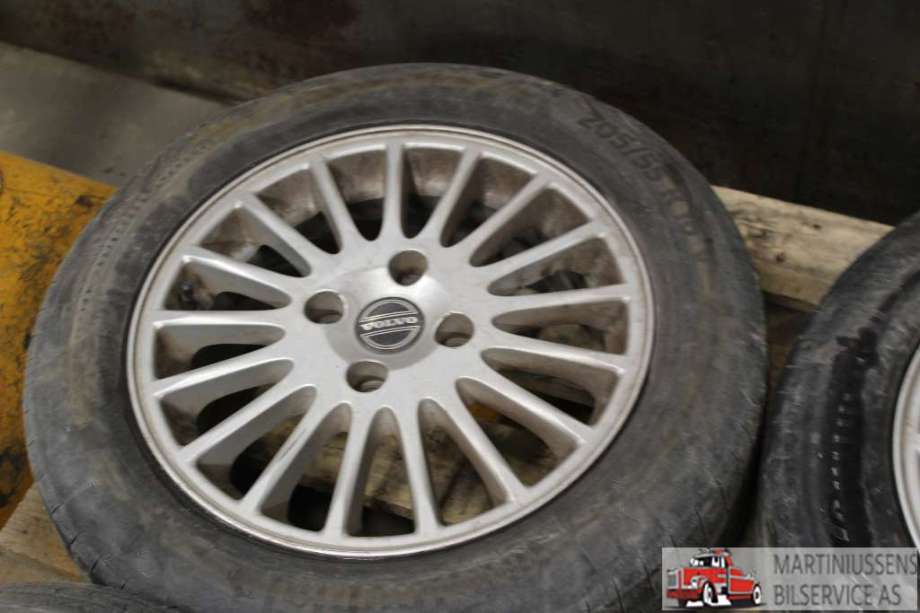 Felgsett aluminium til Volvo V40 / S40 2000-2004 (Type I, Fase 2)  (VOLVO|)