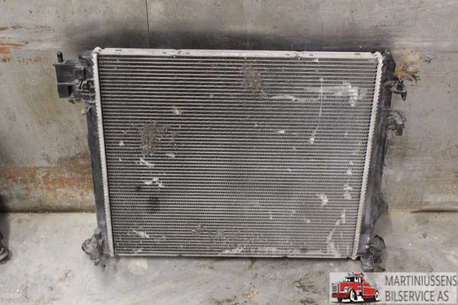Radiator (automat gir) til Nissan Qashqai 2014-2021 (Type II)  (NISSAN||21410-4EB0A)