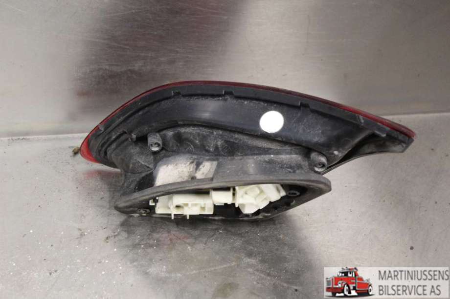 Baklykt venstre indre til Opel Astra H 2004-2009  (OPEL|)