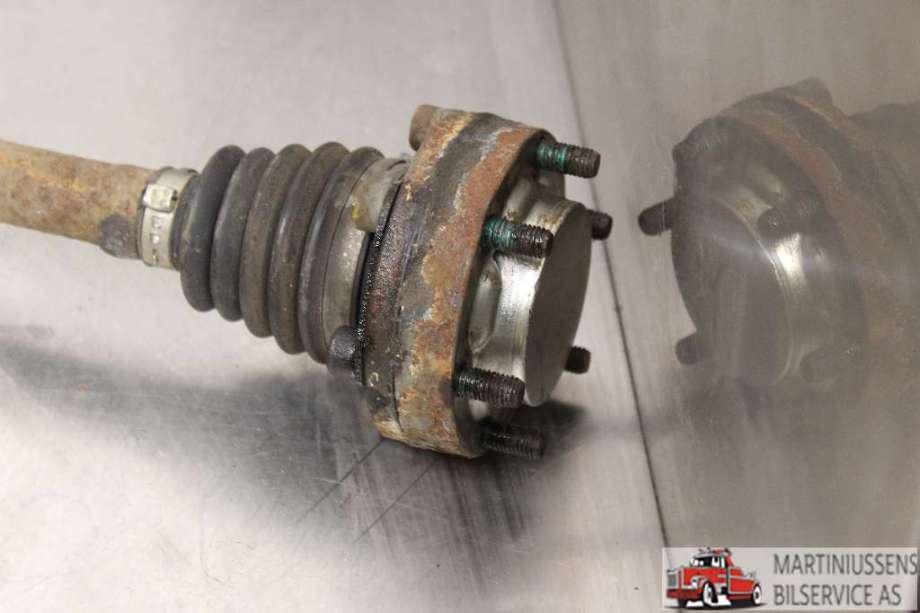 Drivaksel venstre bak til Audi Q7 2006-2010 (Type I, Fase 1)  (AUDI||7L8 501 201)