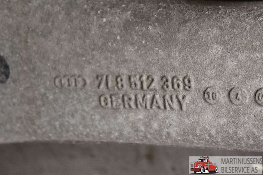Travers bak til Audi Q7 2006-2010 (Type I, Fase 1) (AUDI||7L8 512 369)