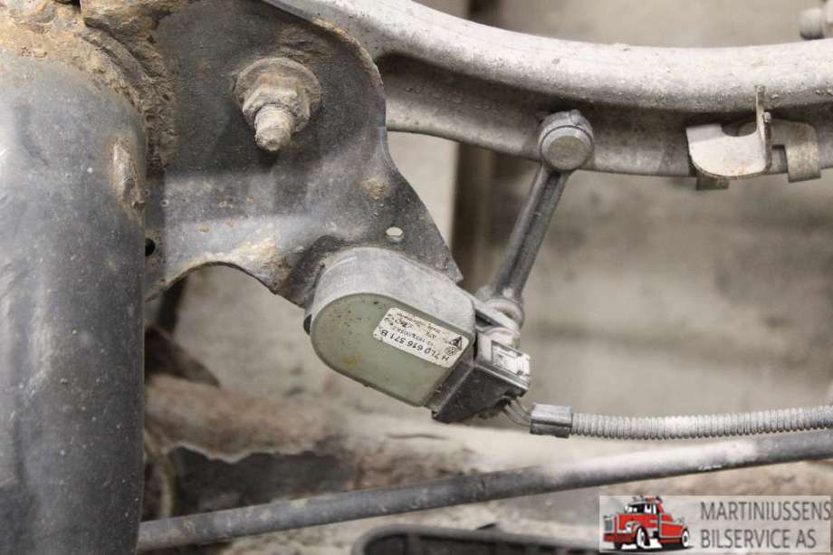 Sensor nivå til Audi Q7 2006-2010 (Type I, Fase 1) (AUDI||7L0 016 571 B)