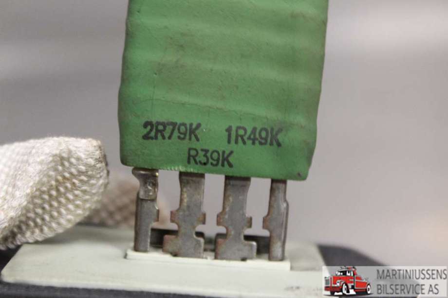 Varmeapparat motstand til Toyota Yaris 2003-2005 (Type I, Fase 2)  (TOYOTA||2R79K 1R49K)