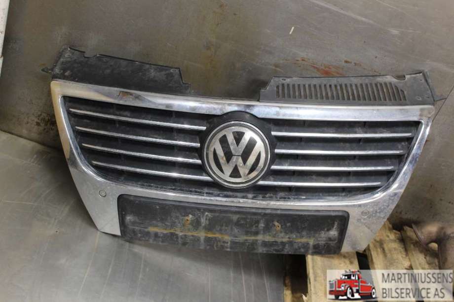 Grill til VW Passat, 2005-2010 (B6) (B6) (VOLKSWAGEN|)