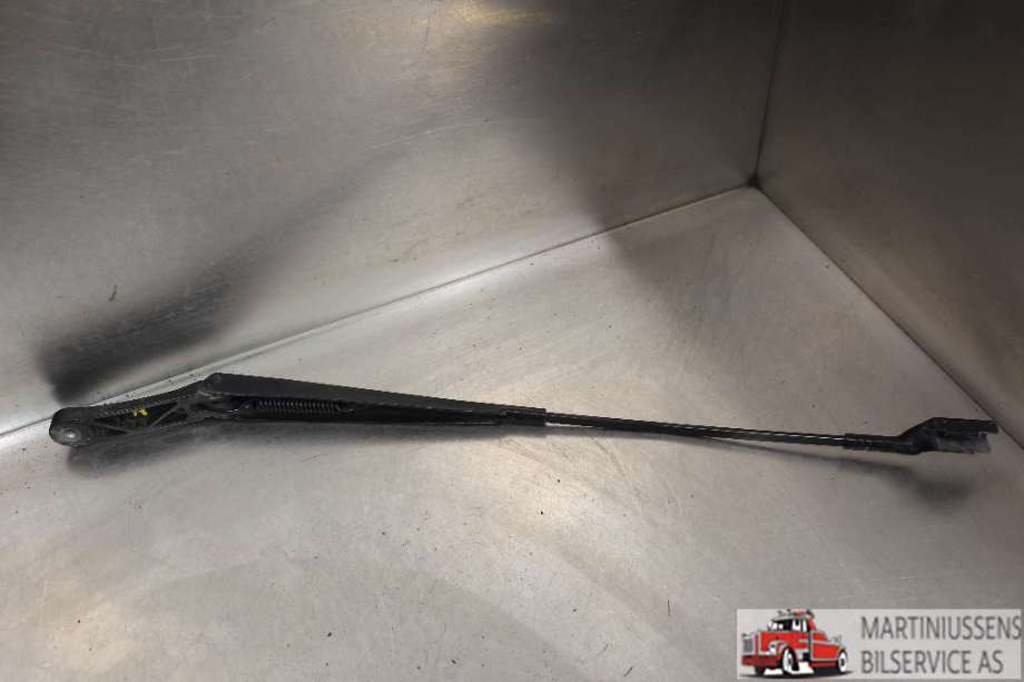 Viskerarmer frontrute til VW Passat, 2005-2010 (B6) (B6) (VOLKSWAGEN|)
