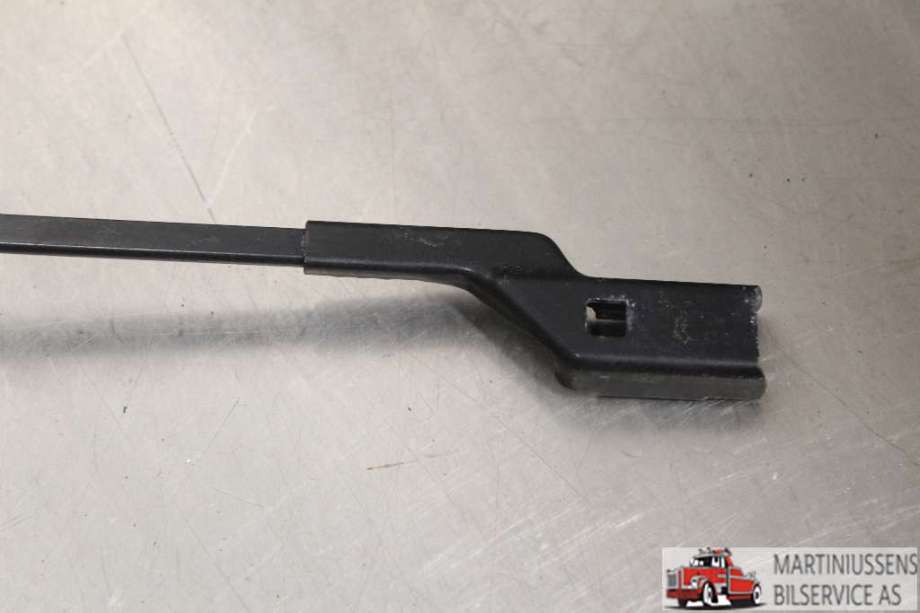 Viskerarmer frontrute til VW Passat 2005-2010 (B6) (B6) (VOLKSWAGEN||3C1 955 410 B)