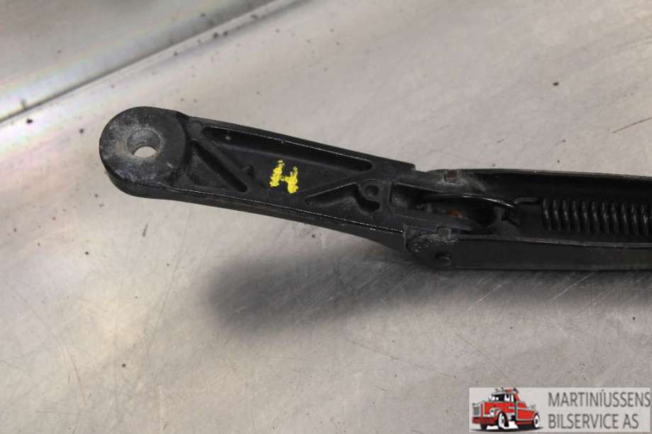 Viskerarmer frontrute til VW Passat 2005-2010 (B6) (B6) (VOLKSWAGEN||3C1 955 410 B)