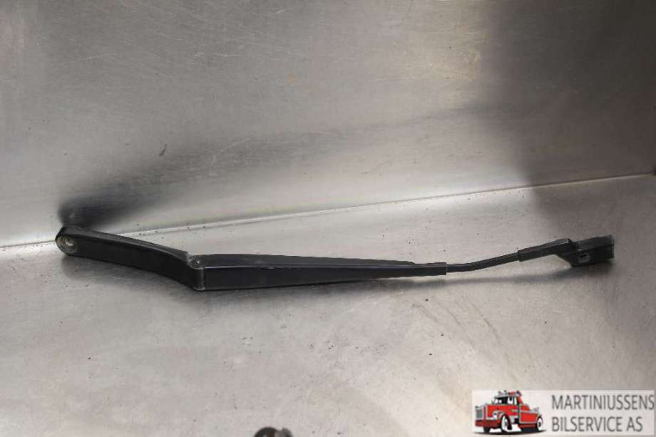 Viskerarmer frontrute til VW Passat, 2005-2010 (B6) (B6) (VOLKSWAGEN|)