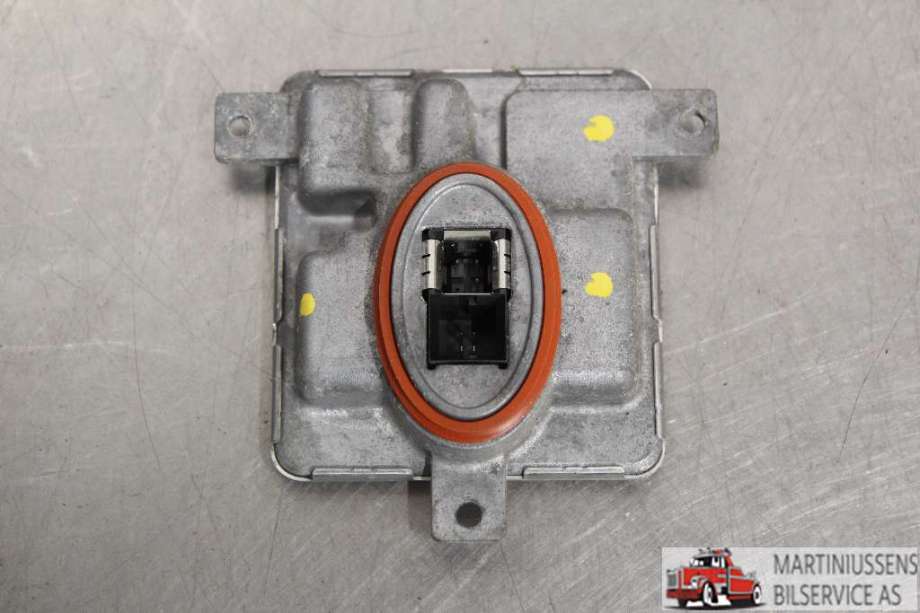 Styreenhet xenon/ballast til BMW 1-Serie 2011-2015 (Fase 1) (F20/F21) (F20/F21) (BMW|7 318 327|)