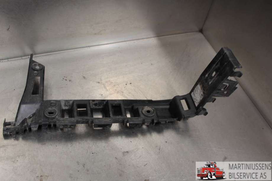 Diverse deler til VW Transporter / Caravelle 2009-2015 (Fase 2) (T5) (T5) (VOLKSWAGEN||7E0 807 393 C)