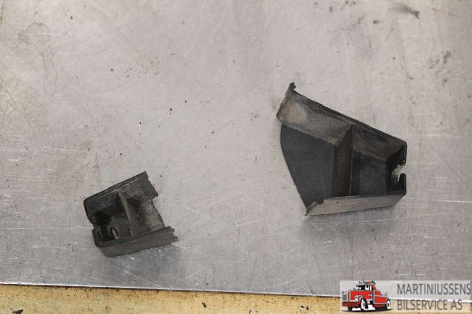 Støtfangerving høyre bak til Toyota Land Cruiser 120 2002-2009  (TOYOTA|)