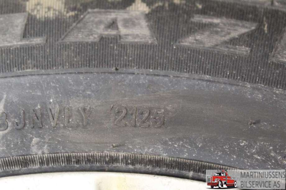 Dekk til Annet Dekk vinter piggfri 0-->>  (ICE BLAZER ARCTIC|205/60R16 7MM|SAILUN)