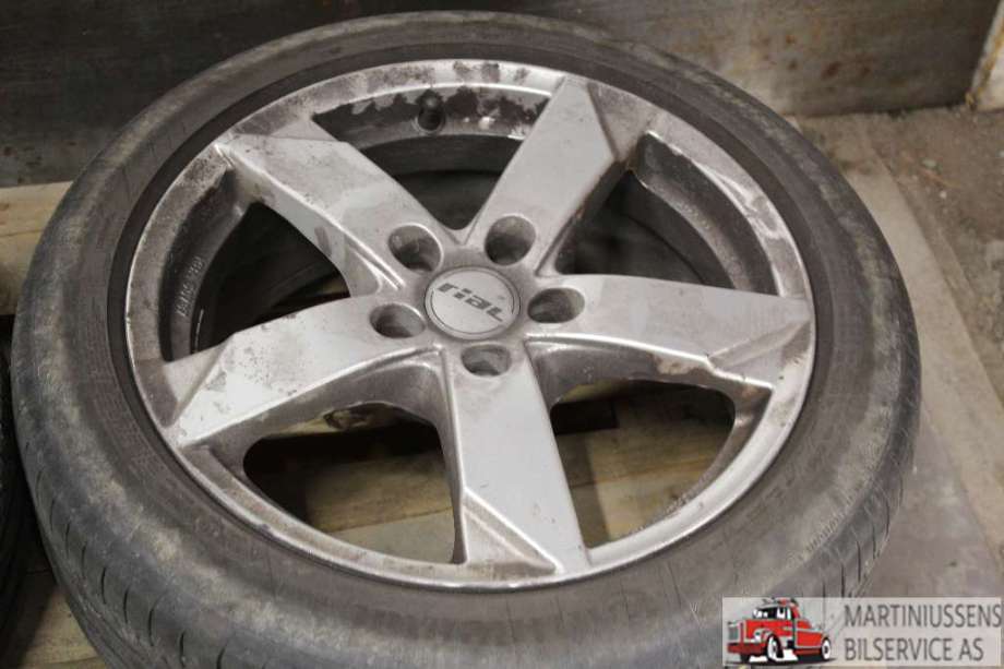 Felgsett aluminium til VW Golf VI 2008-2012  (VOLKSWAGEN|5X112|7X17 ET 49|)