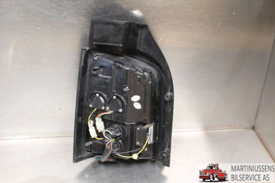 Baklykt høyre til VW Transporter / Caravelle 2009-2015 (Fase 2) (T5) (T5) (VOLKSWAGEN|)