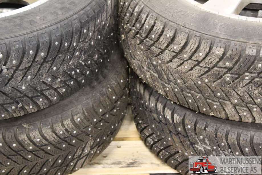 Dekk til Annet Dekk vinter pigg 0-->>  (HAKKAPELIITTA 10|205/60R16 8MM|NOKIAN)