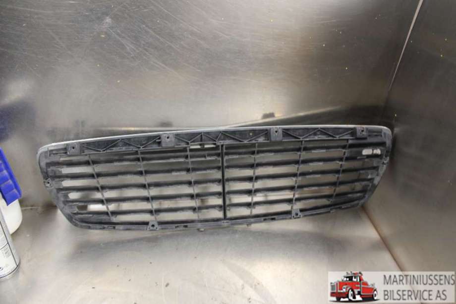Grill til Mercedes E-Klasse 2002-2006 (Fase 1) (W211) (W211) (MERCEDES||A 211 880 05 83)