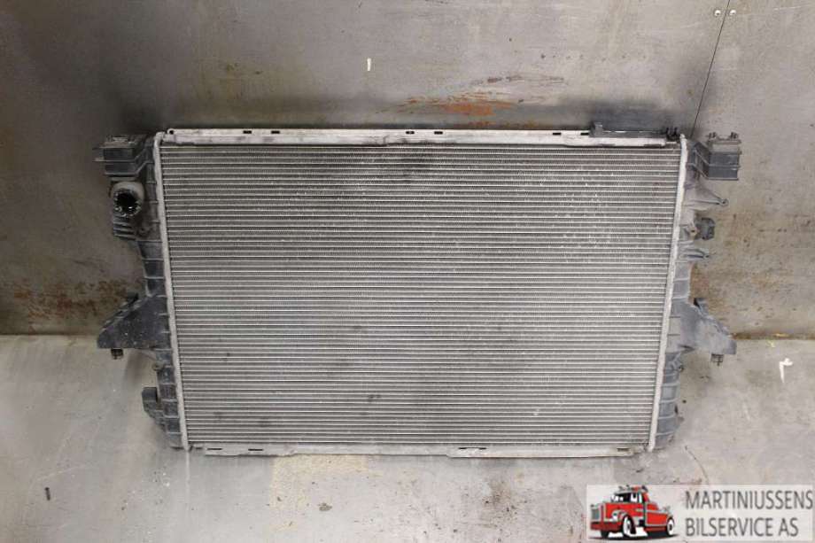 Radiator (automat gir) til VW Transporter / Caravelle, 2009-2015 (Fase 2) (T5) (T5) (VOLKSWAGEN|)