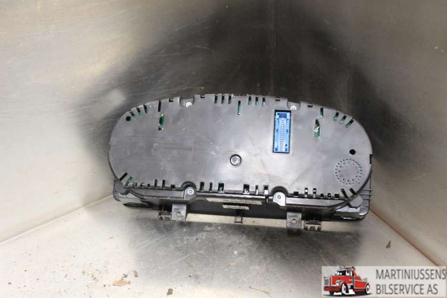 Speedometer til VW Caddy 2010-2015 (Type III, Fase 2)  (VOLKSWAGEN||2K0 920 876 F)