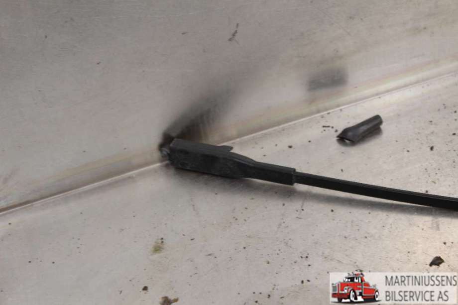 Viskerarmer frontrute til Volvo XC90 2002-2006 (Type I, Fase 1)  (VOLVO|)