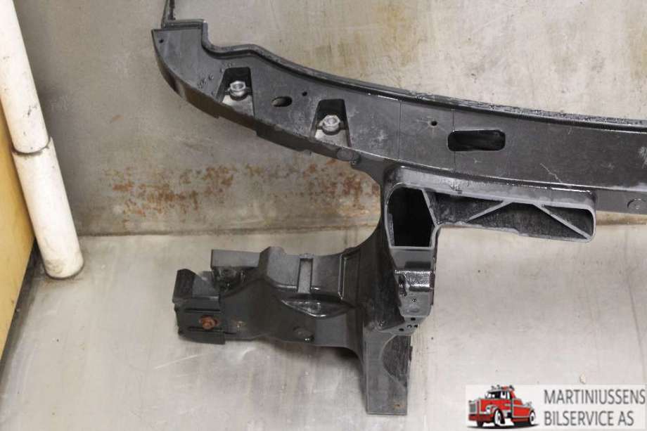 Frontplate til VW Transporter / Caravelle 2009-2015 (Fase 2) (T5) (T5) (VOLKSWAGEN|7E0 805 594 F|)