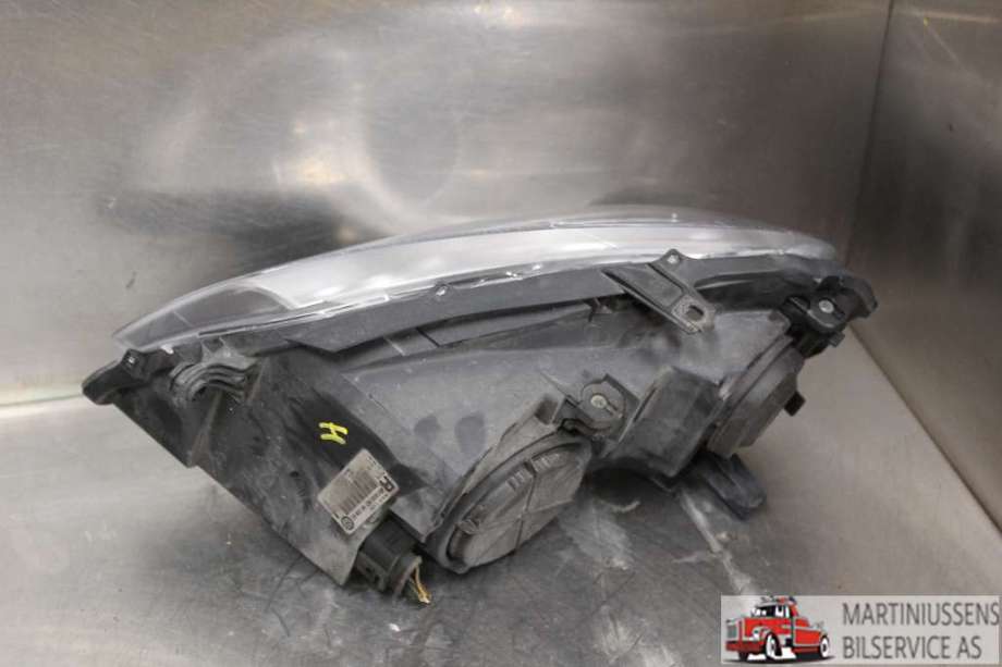 Frontlykt høyre halogen til VW Polo 2005-2009 (Type IV, Fase 2)  (VOLKSWAGEN||6Q1 941 008 AK)
