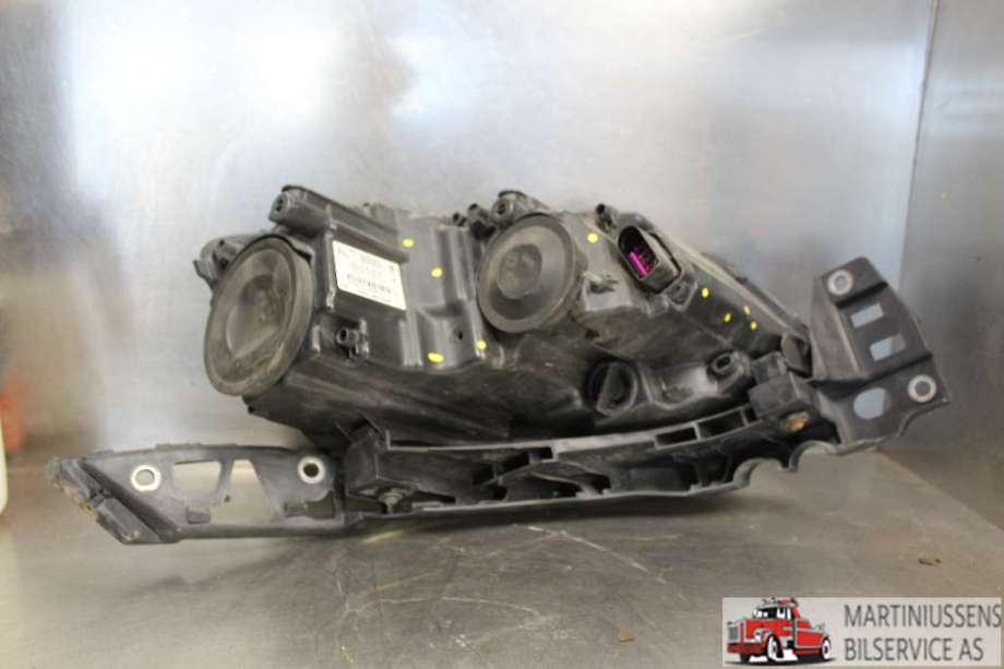 Frontlykt venstre halogen til VW Polo 2009-2014 (Type V, Fase 1)  (VOLKSWAGEN||6R1 941 007 F)