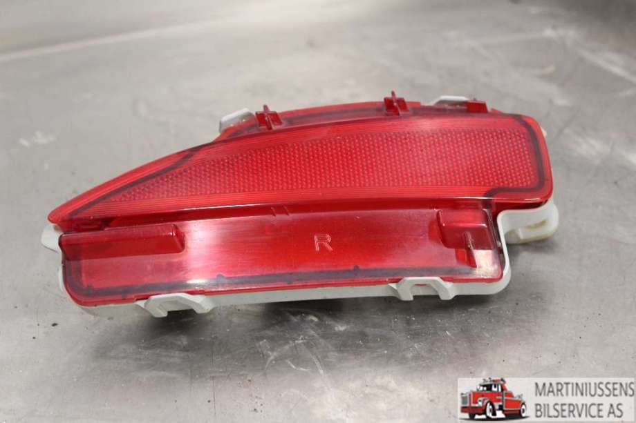 Refleksplate til Toyota Yaris, 2012-2014 (Type III, Fase 1)  (TOYOTA|)