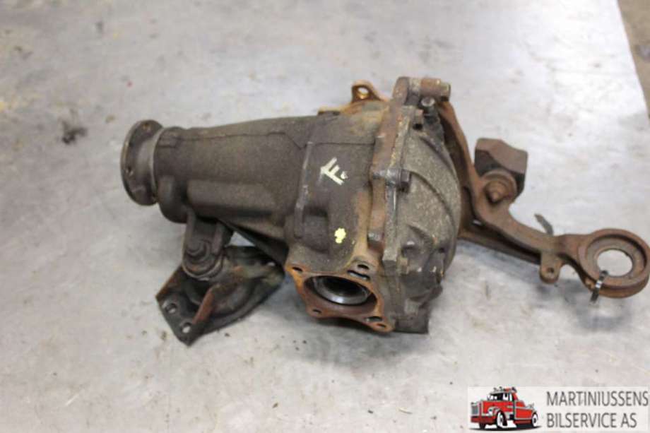 Kardang til Toyota Hiace 2007-2012 (Fase 3)  (TOYOTA|)