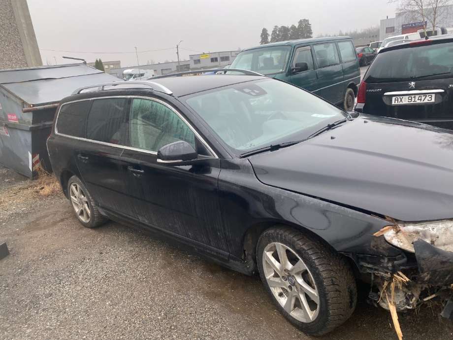 Dør høyre foran til Volvo V70, 2014-2016 (Type III, Fase 2)  (VOLVO|)