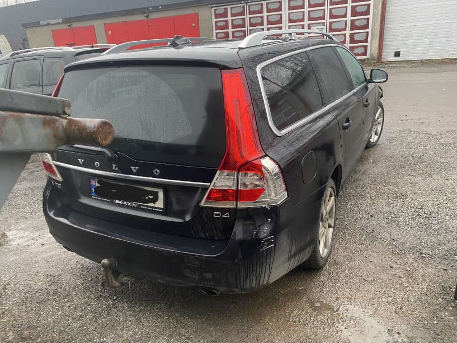 Støtfanger bak til Volvo V70 2014-2016 (Type III, Fase 2)  (VOLVO|)