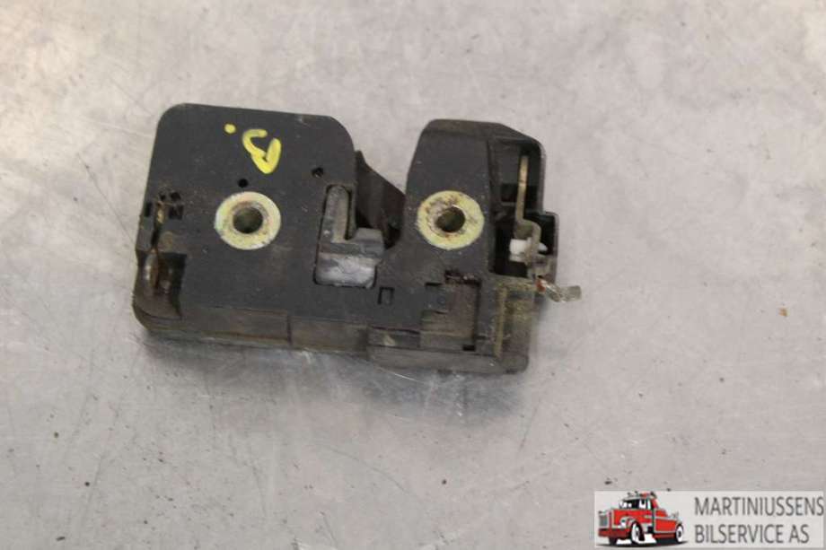 Baklukelås til VW Transporter / Caravelle 1990-2003 (T4) (T4) (VOLKSWAGEN||701 829 211)