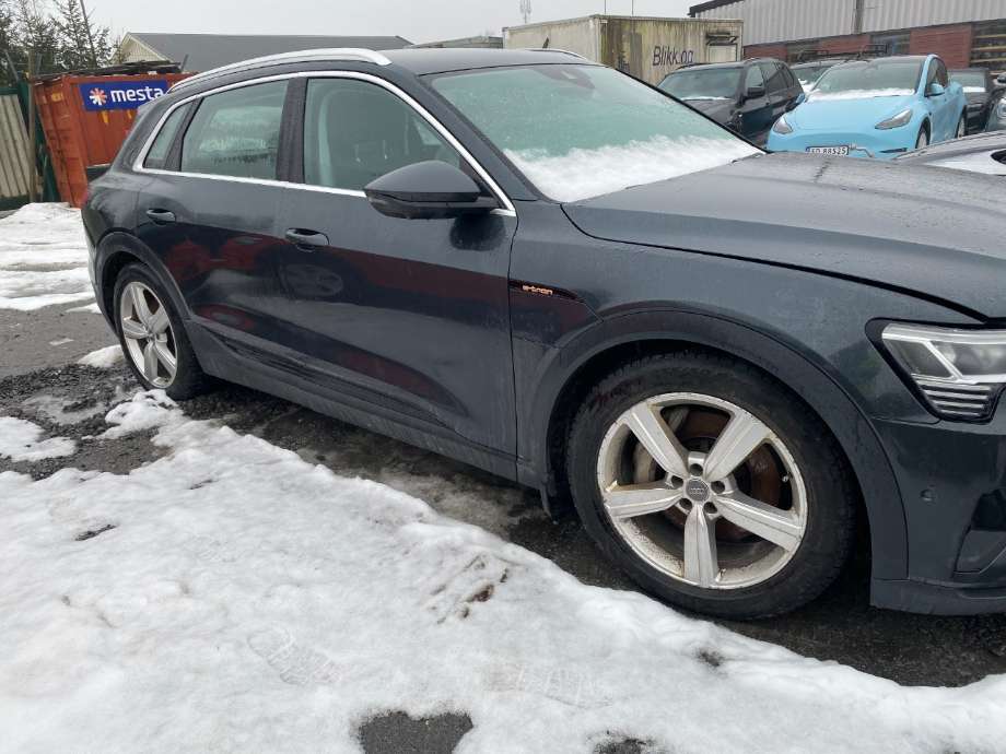 Speil høyre til Audi e-tron 2018-->>  (AUDI||4KL 857 410 AD)