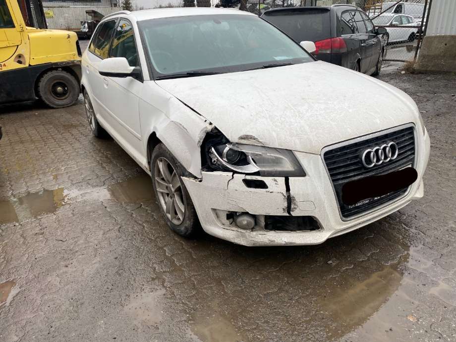 Grill til Audi A3 2009-2012 (Type II, Fase 2)  (AUDI|)