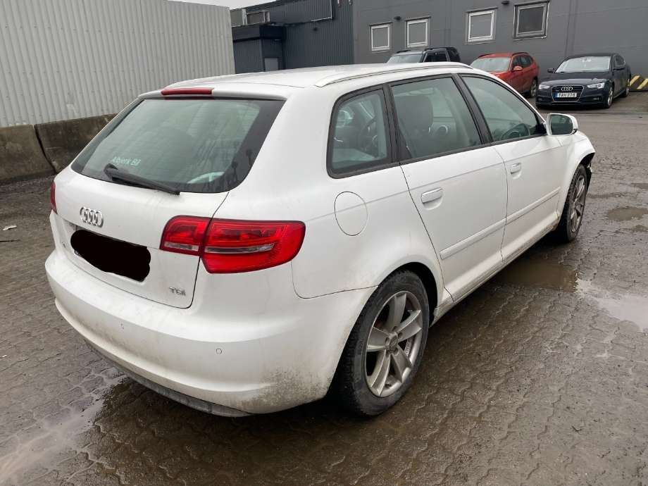 Støtfanger bak til Audi A3, 2009-2012 (Type II, Fase 2)  (AUDI|)
