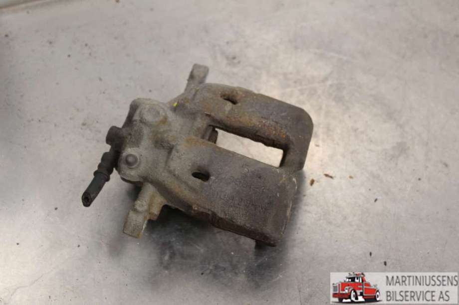 Bremsecaliper høyre foran til Mitsubishi Colt, 2009-2013 (Type VII, Fase 2)  (MITSUBISHI|)