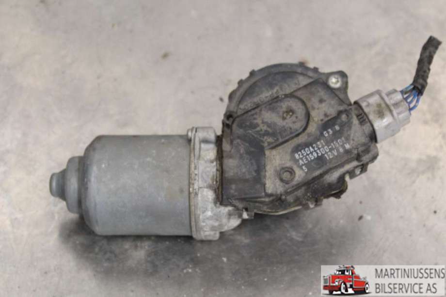 Viskermotor frontrute til Mitsubishi Colt 2009-2013 (Type VII, Fase 2)  (MITSUBISHI||8250A231)