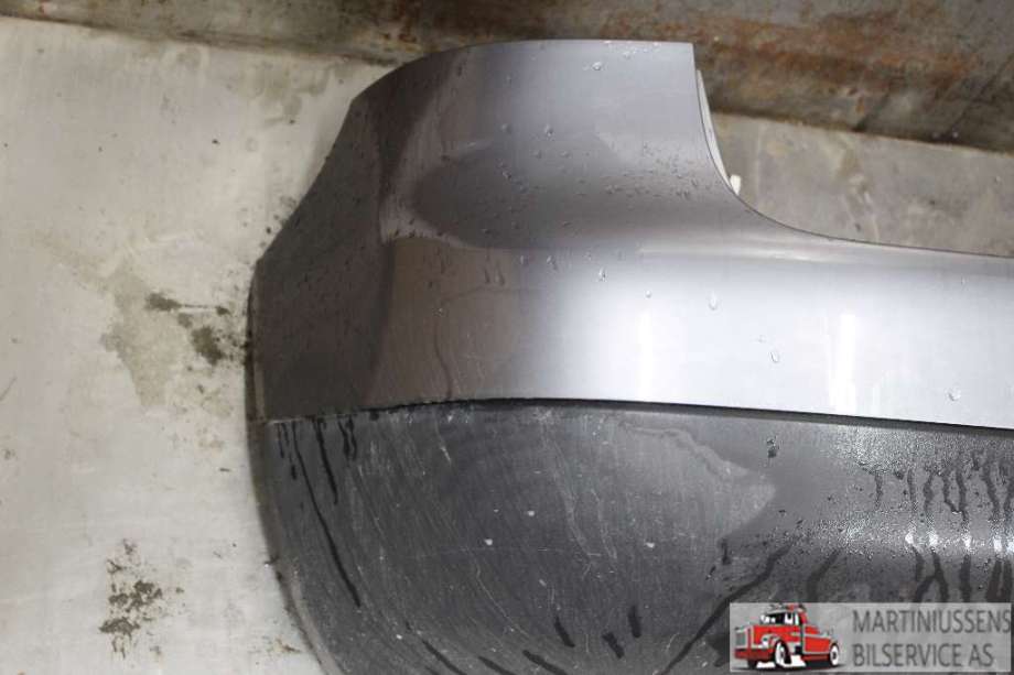 Støtfanger bak til VW Golf V, Combi 2003-2008  (VOLKSWAGEN|)