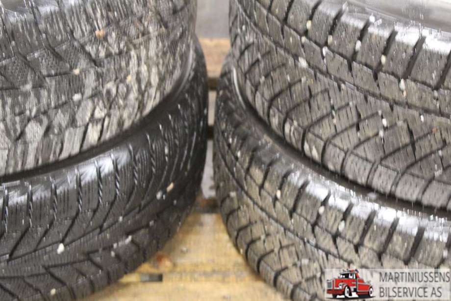 Dekk til Annet Dekk vinter piggfri 0-->>  (WINTER I*CEPT IZ2|255/50R17 5MM|HANKOOK)